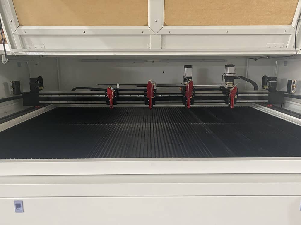 4 heads laser cutter