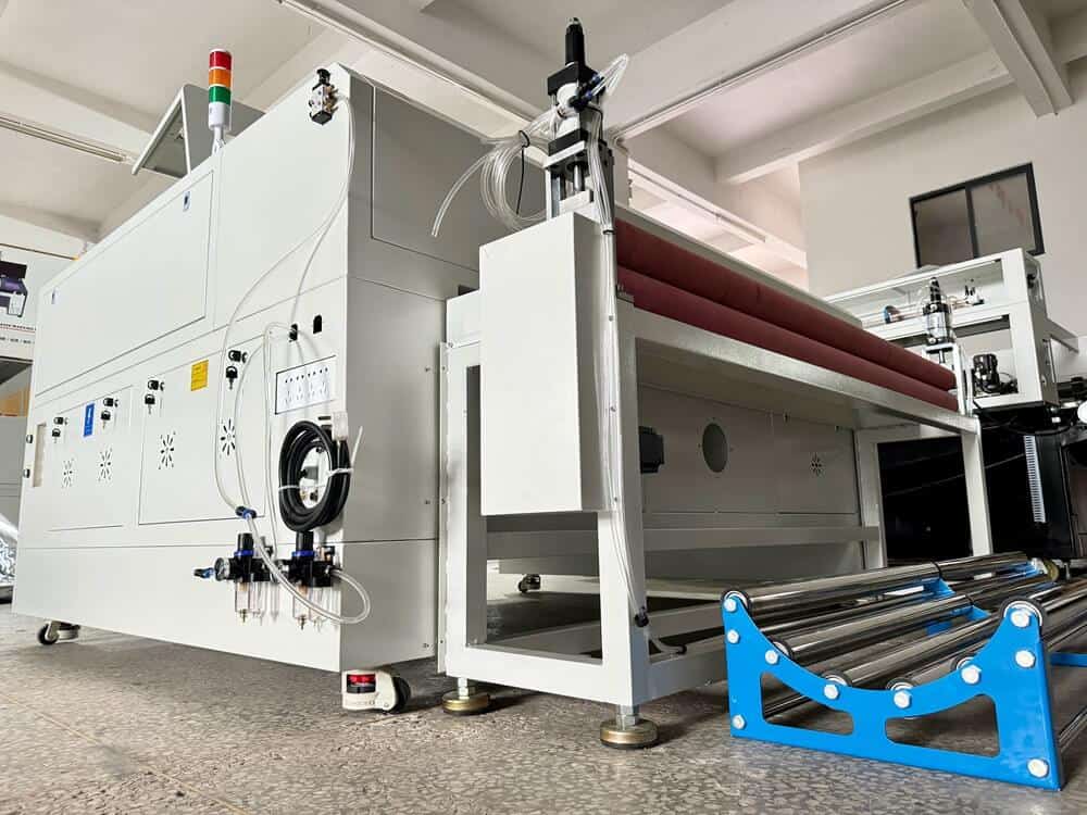 laser sandpaper cutting machine auto feeding