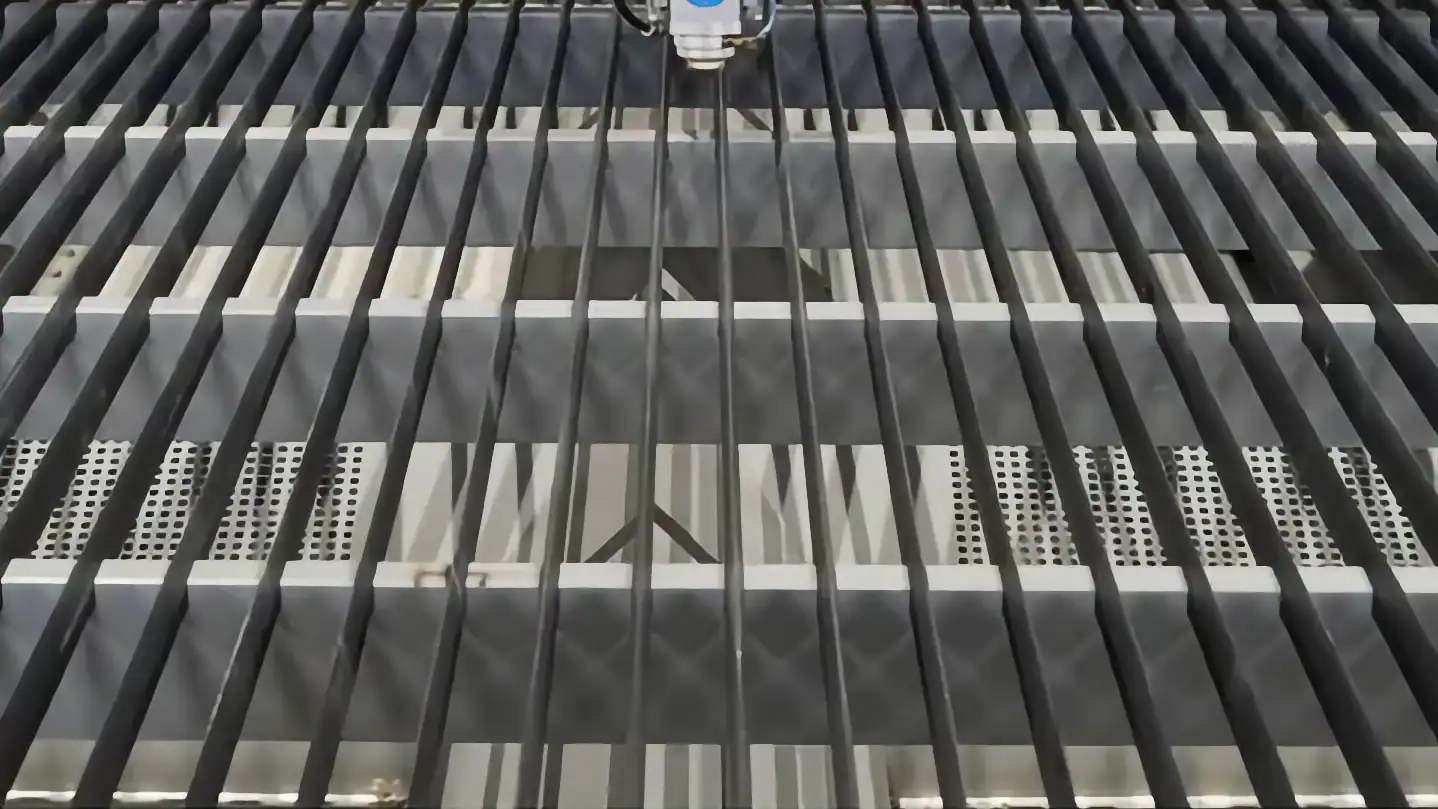 Down-Draft Exhaust and Ventilation System